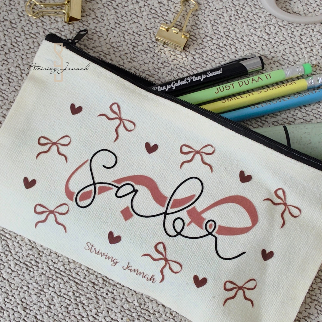 Etui Sabr met strikjes