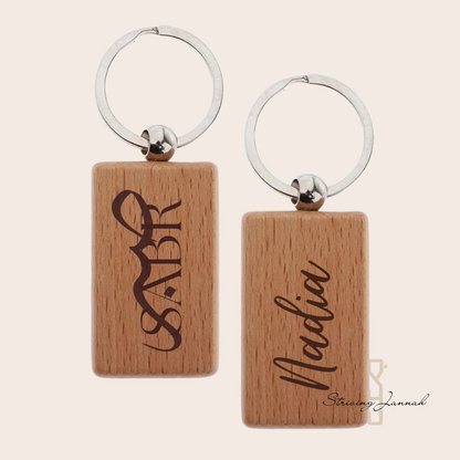 Gegraveerde houten sleutelhanger: "Sabr"